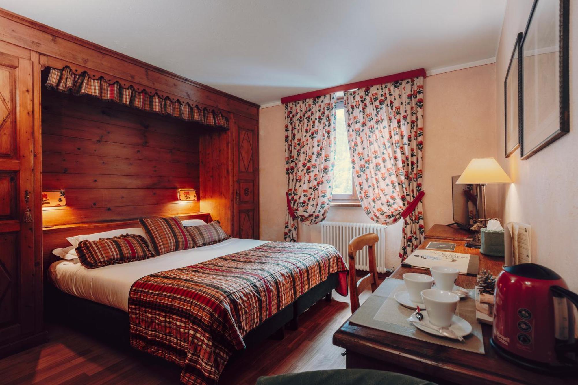 Villa Novecento Romantic Hotel - Estella Hotel Collection & Experience Courmayeur Exterior photo